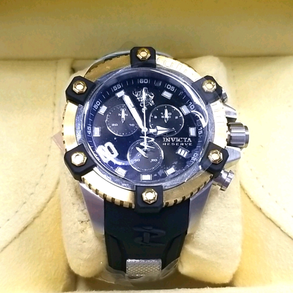 INVICTA SEABASE RESERVE Limited Edition